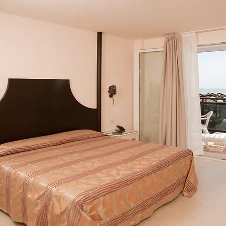 Baia Del Mar Boutique 4*